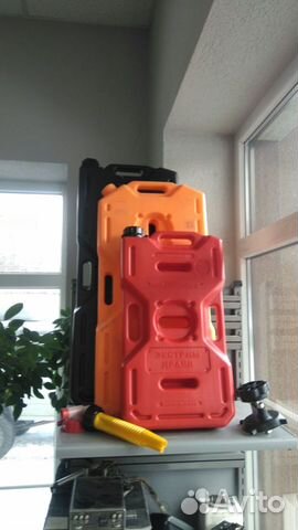 Канистра для воды плоская