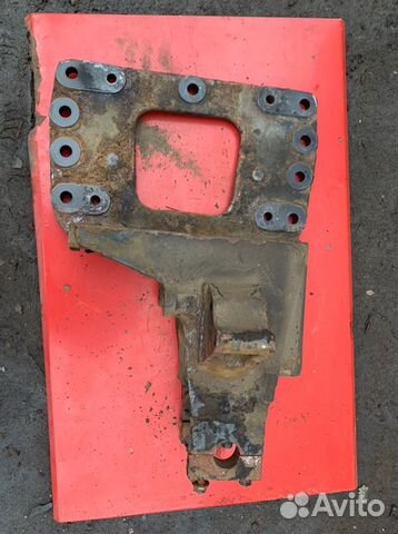 Кронштейн рессоры передний левый Daf Cf 85