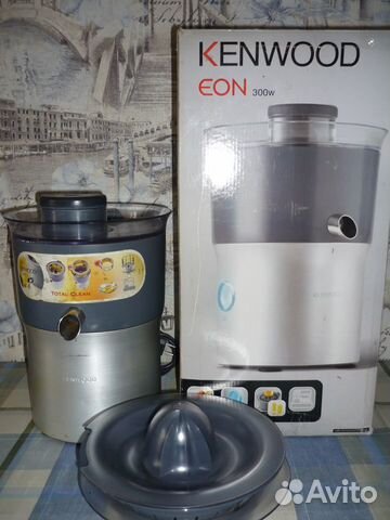 Соковыжималка Kenwood JE 900