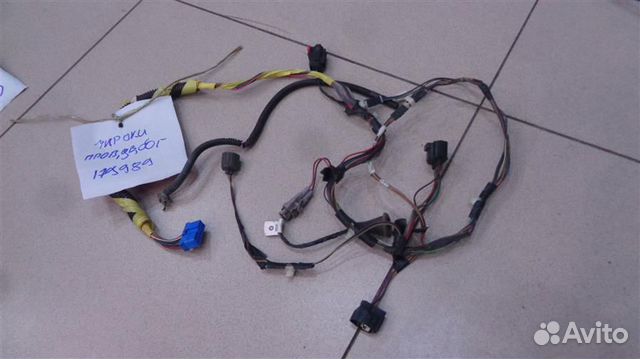 Проводка двери багажника Jeep Cherokee KJ 2001-20