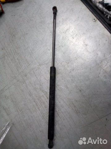 Амортизатор багажника Toyota Avensis 2 хетчбэк 1.8