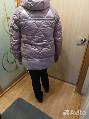 Продат женскую зимнюю куртку