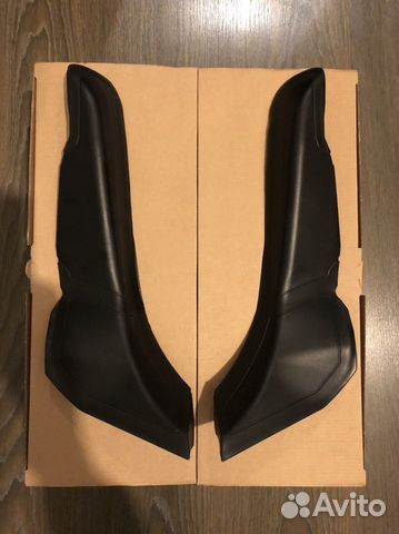 Накладки заднего фонаря в крышке багажника bmw g30