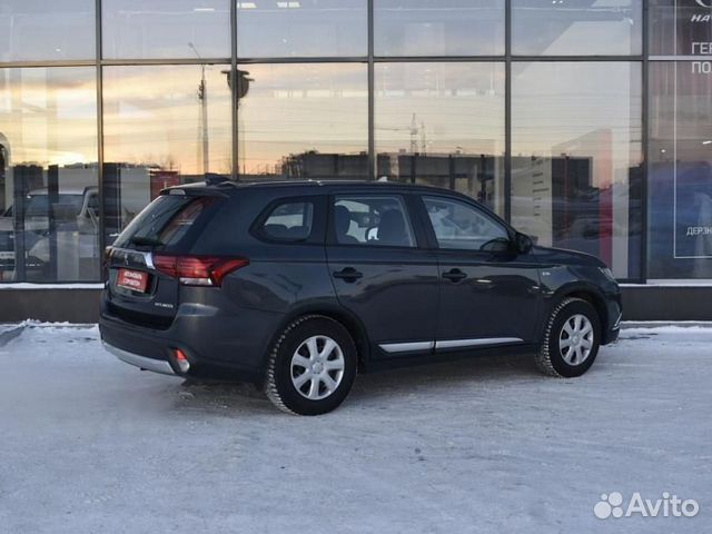 Mitsubishi Outlander 2.0 CVT, 2017, 67 210 км