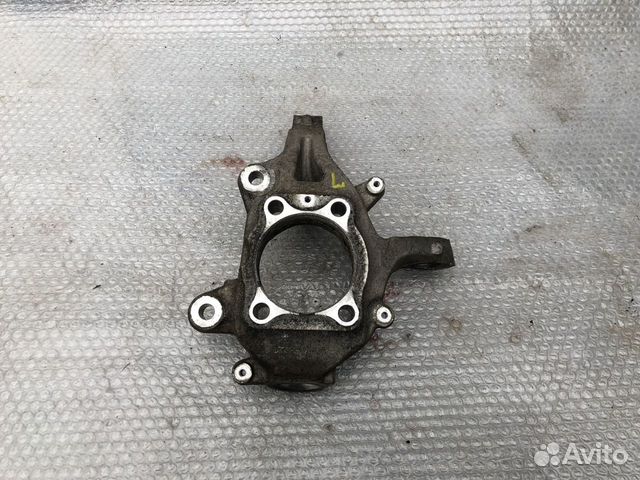 Кулак поворотный передний левый Explorer 5