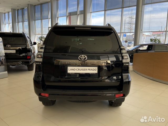 Toyota Land Cruiser Prado 2.8 AT, 2022