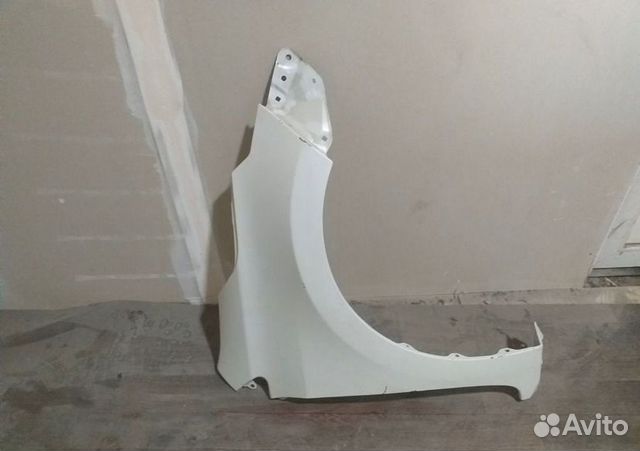 Крыло переднее правое оригинал Toyota Corolla