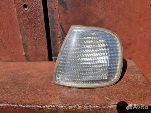 Указатель поворота левый белый для VW Polo Classic