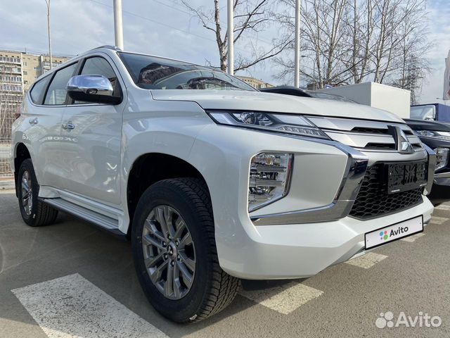 Mitsubishi Pajero Sport 2.4 AT, 2022