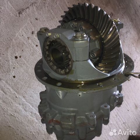 Редуктор средний 6520