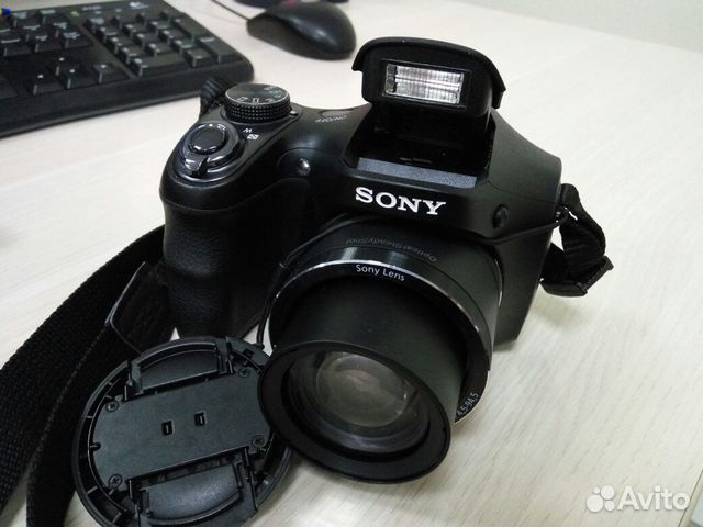 Sony Cyber Shot DSC H100+ сумка+ зарядка+ кабель