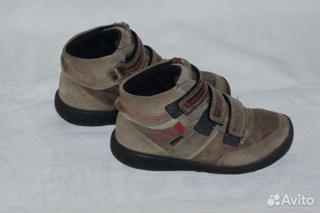 Ботинки демисезонные ecco gore-TEX р-р 32 (20,5см) Ботинки демисезонные ecco gore-TEX р-р 32 (20,5см)