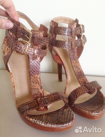 Босоножки Stuart Weitzman Босоножки Stuart Weitzman