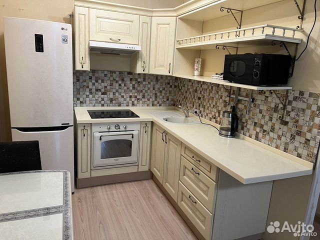 

1-к. квартира, 40 м², 1/16 эт.