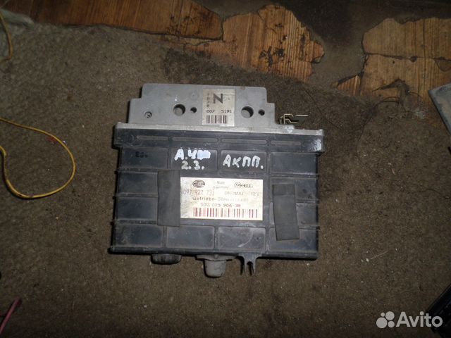 Блок управление двигателем ауди 100 Блок управление двигателем ауди 100