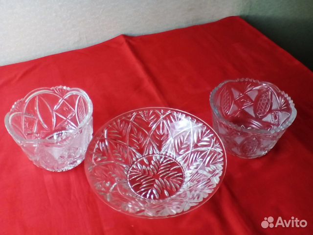 Конфетницы хрустальные разной формы и размеров