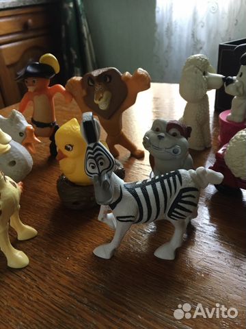 Герои из различных мультфильмов