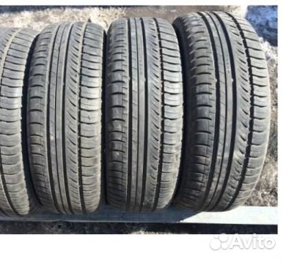 Летние шины б.у Nokian 225 65 17R 4 шт