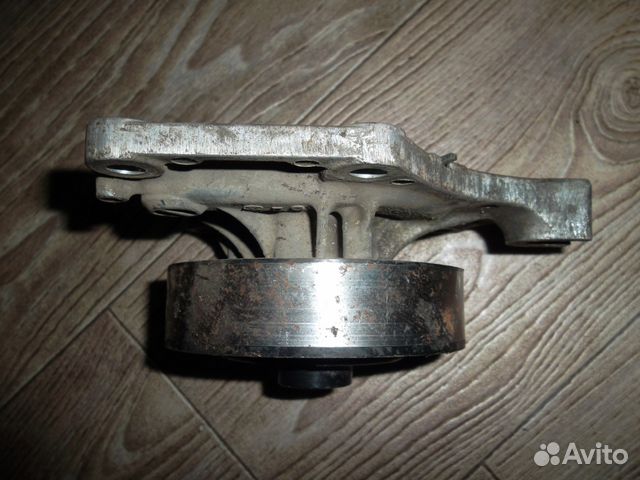 Водяной насос (помпа) Mazda 2 Mazda 3 Водяной насос (помпа) Mazda 2 Mazda 3