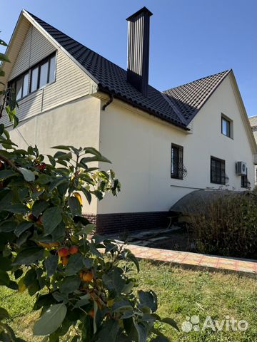 

5-к. коттедж, 400 м²