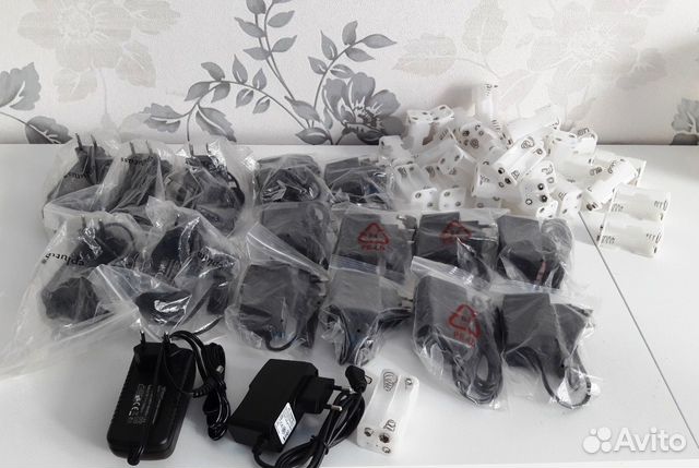 Продаю новый Блок питания + Бокс для батареек аа