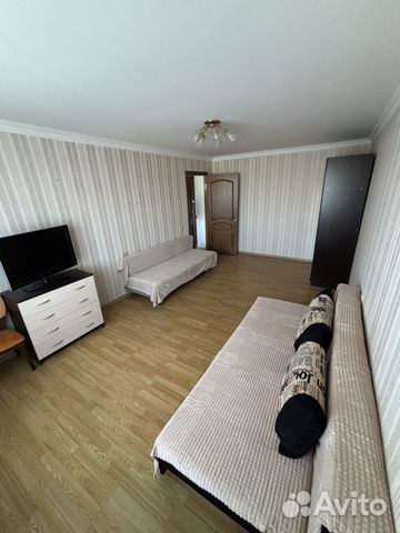 

1-к. квартира, 42 м², 2/4 эт.