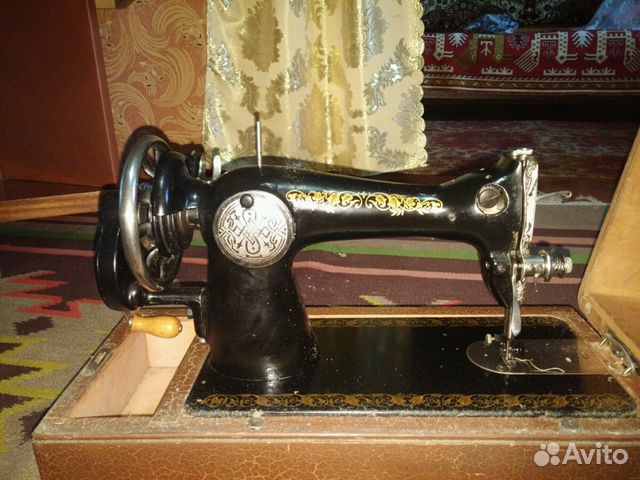 Швейная машинка