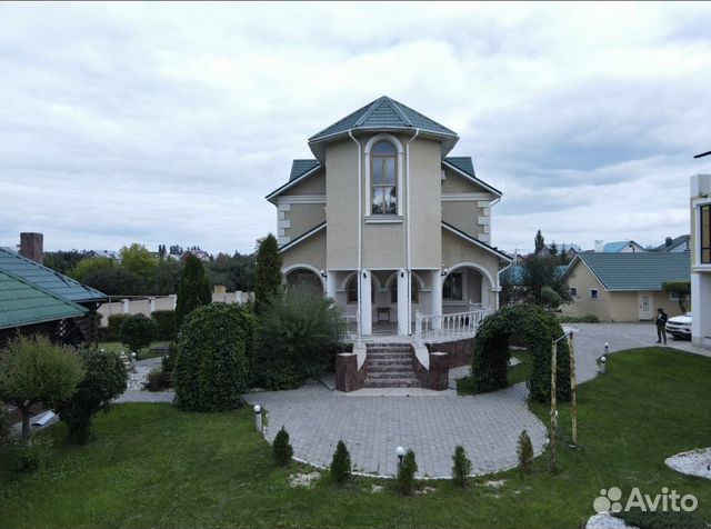 

5-к. коттедж, 400 м²