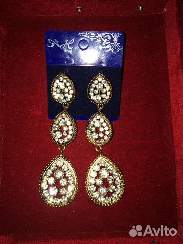 Серьги (Бижутерия) Серьги (Бижутерия)