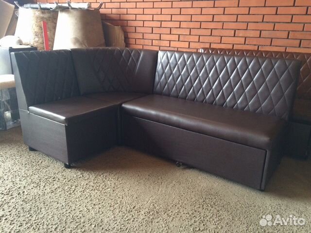 Кухонный угловой, со спальным местом