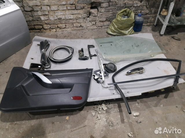 Детали передней правой двери Авео т250