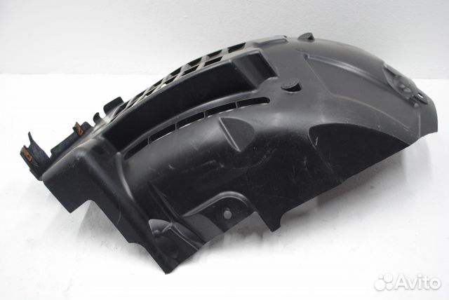 Подкрылок передний правый Range Rover 4