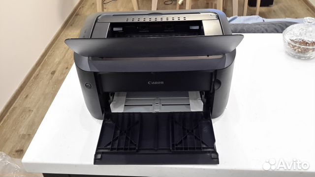 Принтер Canon лазерный черный Принтер Canon лазерный черный