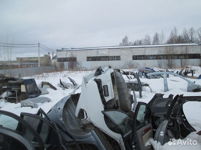 Рено симбол 2 2008-задняя часть кузова