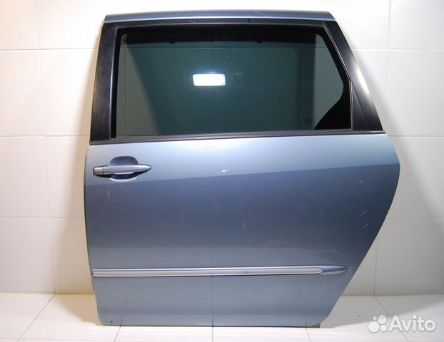 Дверь задняя левая Toyota Sienna 2003-2010