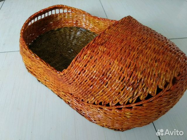 Лежанка для кота Лежанка для кота