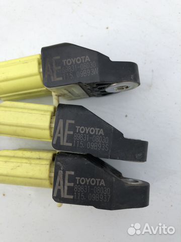 Датчик удара курсовой устойчивости Toyota Lexus Датчик удара курсовой устойчивости Toyota Lexus