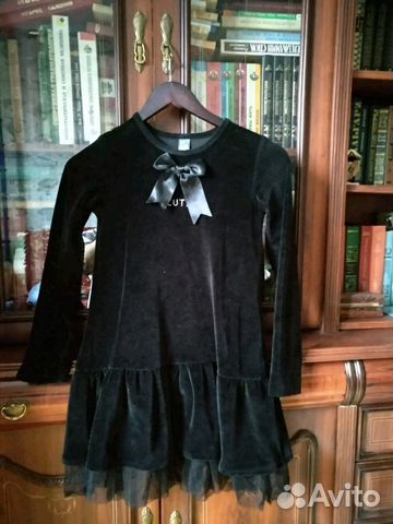 Платье чёрное бархат Zara и белое, так же другие в Платье чёрное бархат Zara и белое, так же другие в