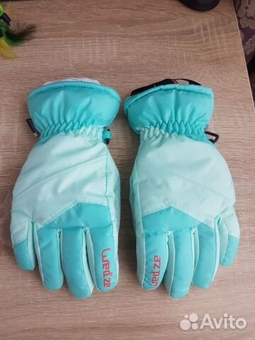Продам перчатки 5-7 лет