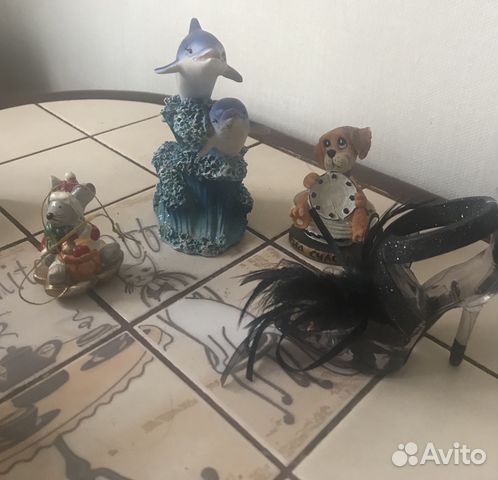 Статуэтки/свечки/сувениры