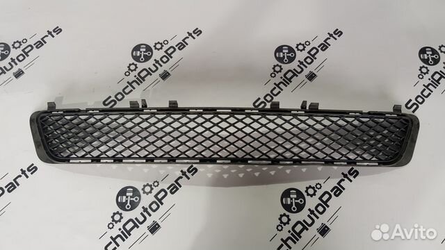 Решетка бампера Mercedes E W212
