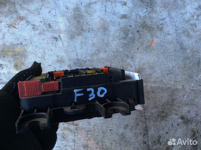 61149337882 Блок предохранителей BMW F30 F20 и др