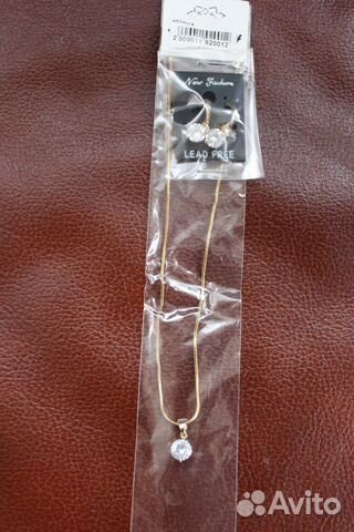 Кулон и серьги набор новый