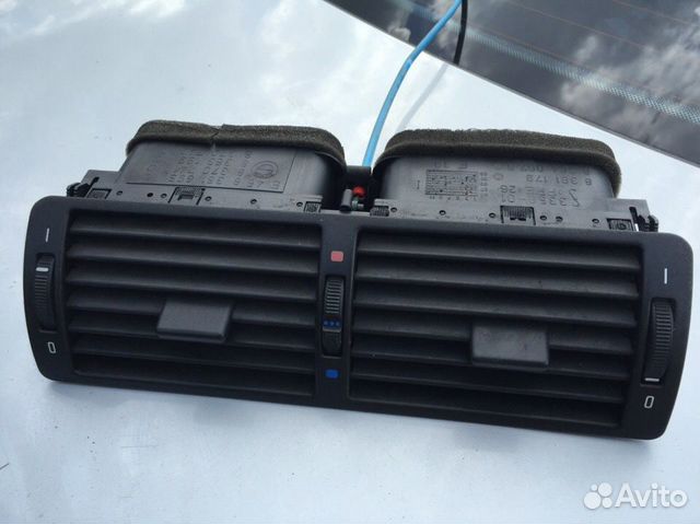 Центральный воздуховод BMW E39 Центральный воздуховод BMW E39