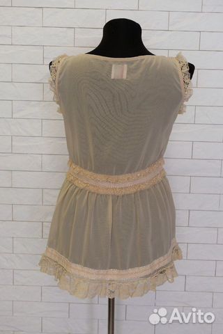 Топ бежевый приталенный RED Valentino Топ бежевый приталенный RED Valentino