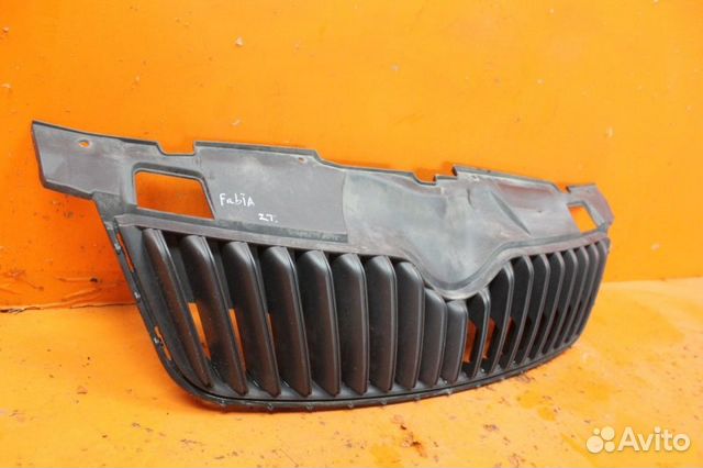 Решетка радиатора Skoda Fabia 2 5J 2007-2014