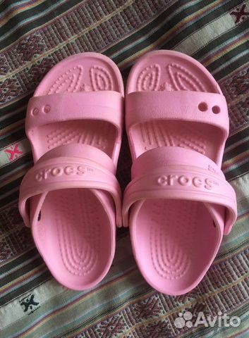 Розовые босоножки Crocs 12 Розовые босоножки Crocs 12