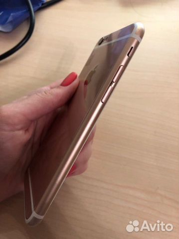 iPhone 6s iPhone 6s