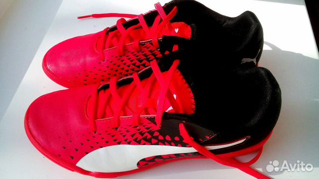 Футбольные оригинальные кроссовки Puma Футбольные оригинальные кроссовки Puma