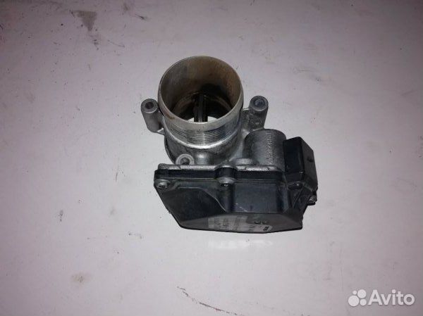 Дросельная заслонка Volkswagen Passat B6 2.0 TDI Дросельная заслонка Volkswagen Passat B6 2.0 TDI